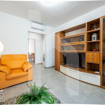 Homiday - New House - Pisa Aeroporto - Free Parking Apartment ภายนอก รูปภาพ